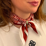 Gratis Cadeau: Elegant en Multifunctioneel Sjaaltje